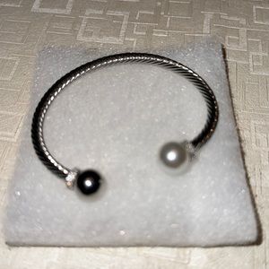 Silver and pearl adjustable bracelet